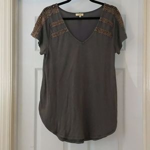 Boutique Tee